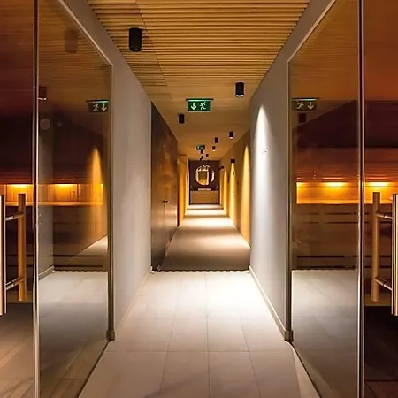 Eurovea Tower Aparthotel Pressburg