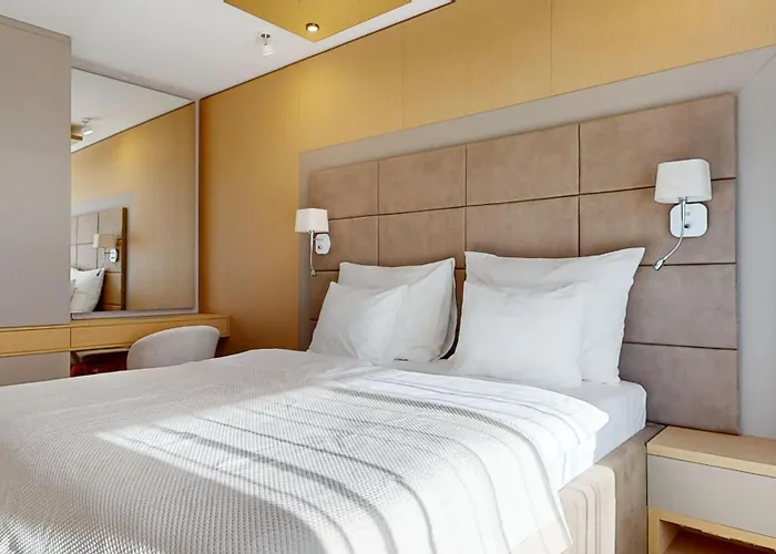 Eurovea Tower Appart hôtel 5*