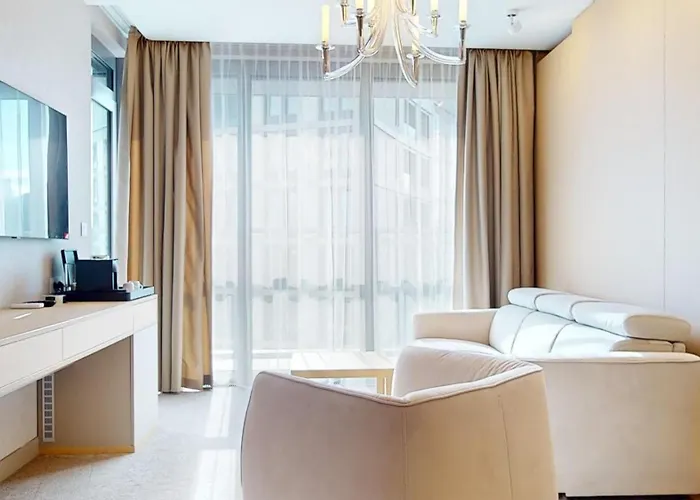 Aparthotel Eurovea Tower