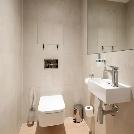 Eurovea Tower Lägenhetshotell 5*