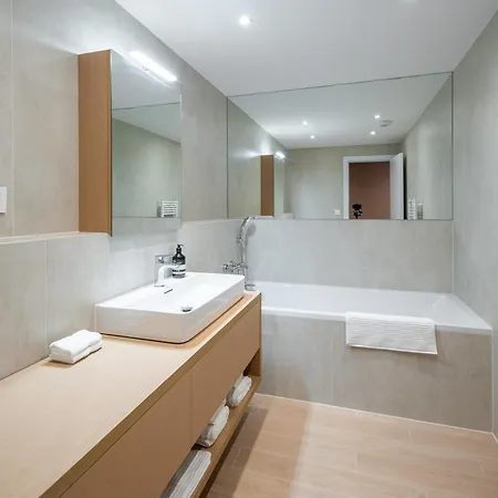 Eurovea Tower Lägenhetshotell 5*